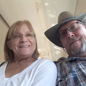 Meet your Posher, Dennis